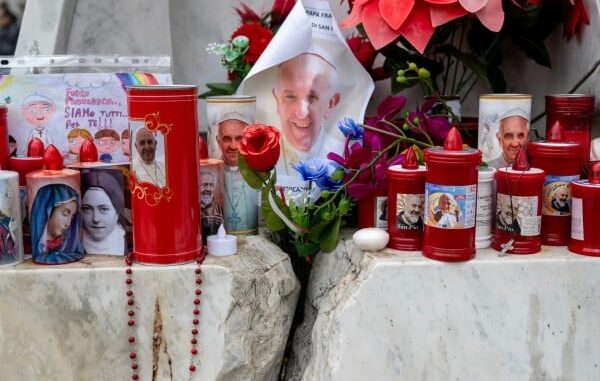 middle-24pope-explainer-01-khmv-superjumbo-qGgMSxHyD.jpg