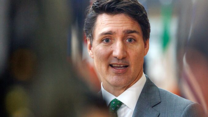 canada-anuncia-represalias-contra-eeuu-por-aranceles-de-trump.jpg Canadá anuncia represalias contra EE.UU. por aranceles de Trump