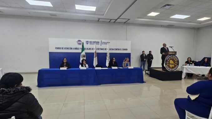 entrega-fiscalia-mas-de-mil-monederos-electronicos-de-fanvi-a-familias-juarenses.jpg Entrega Fiscalía más de mil monederos electrónicos de FANVI a familias juarenses