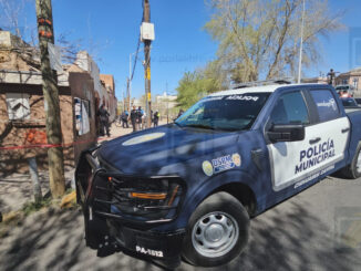 Localizan a mujer sin vida bajo escombros en tapia del Centro
