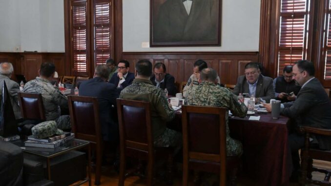 revisan-autoridades-en-mesa-de-seguridad-tema-de-flujo-migratorio.jpeg Revisan autoridades en Mesa de Seguridad tema de flujo migratorio