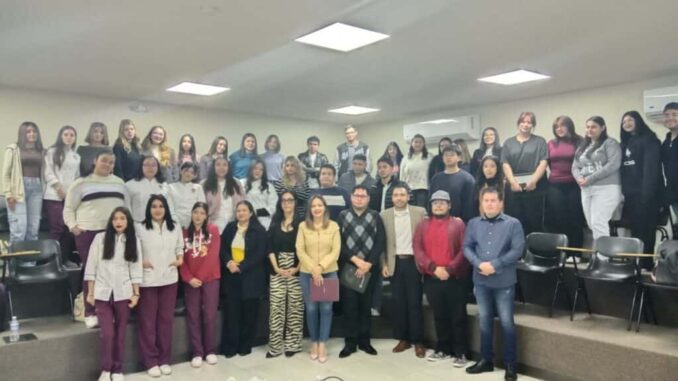 visita-fge-instalaciones-de-universidad-vizcaya-de-las-americas-para-impartir-temas-sobre-prevencion-del-delito.jpg Visita FGE instalaciones de Universidad Vizcaya de las Américas para impartir temas sobre prevención del delito