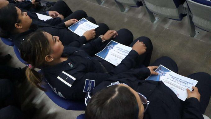 reconocen-a-60-agentes-municipales-como-policia-del-mes.jpg Reconocen a 60 agentes municipales como «Policía del mes»