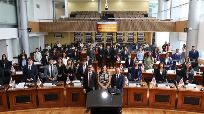 jovenes-tienen-posibilidad-de-cambiar-chihuahua-joss-vega-en-primer-parlamento-universitario.jpeg Jóvenes tienen posibilidad de cambiar Chihuahua: Joss Vega en Primer Parlamento Universitario