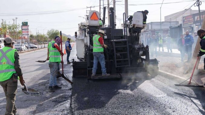 arranco-alcalde-recarpeteo-en-la-avenida-dostoyevski.jpeg Arrancó alcalde recarpeteo en la avenida Dostoyevski