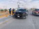 Agentes evitan que joven mujer atente contra su vida en puente de la ciudad