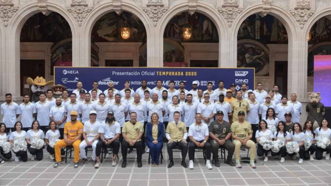maru-campos-acompana-a-dorados-de-chihuahua-en-la-presentacion-de-la-temporada-2025-de-la-lmb.jpeg Maru Campos acompaña a Dorados de Chihuahua en la presentación de la temporada 2025 de la LMB