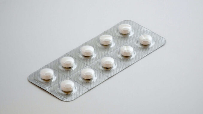 Se garantizará abasto de medicamentos, lo superviso personalmente: Sheinbaum