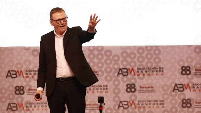 nobel-james-robinson-resalta-necesidad-de-instituciones-solidas-para-desarrollo-de-mexico.jpg Nobel James Robinson resalta necesidad de instituciones sólidas para desarrollo de México