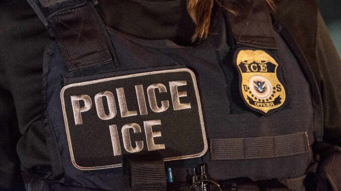 autoridades-de-migracion-de-eeuu-detienen-a-mas-de-100-personas-en-nashville-tennessee.jpg Autoridades de migración de EE.UU. detienen a más de 100 personas en Nashville, Tennessee