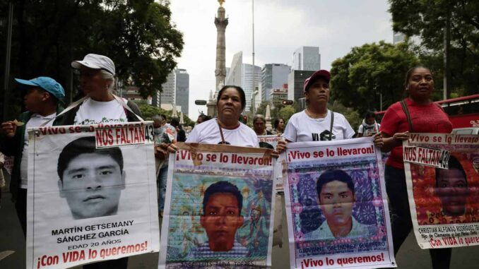 rosendo-gomez-fiscal-del-caso-ayotzinapa.jpg Rosendo Gómez, fiscal del Caso Ayotzinapa