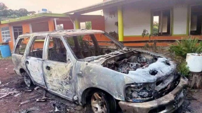 queman-camioneta-de-candidato-a-la-alcaldia-de-jilotepec-veracruz.jpg Queman camioneta de candidato a la alcaldía de Jilotepec, Veracruz
