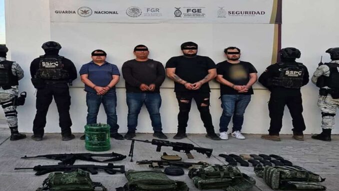 detienen-en-culiacan-a-cuatro-miembros-de-los-chapitos.jpg Detienen en Culiacán a cuatro miembros de ‘Los Chapitos’