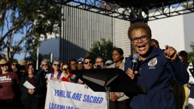 el-retrato-de-que-toda-la-ciudad-es-un-caos-es-mentira-dice-karen-bass.jpg «El retrato de que toda la ciudad es un caos, es mentira», dice Karen Bass