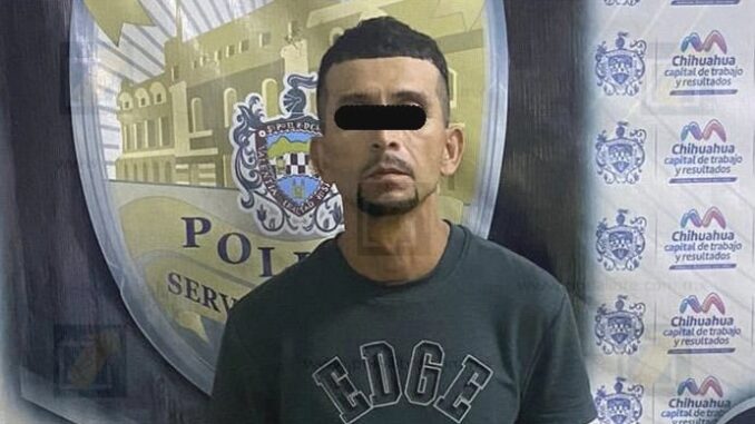 detienen-a-hombre-tras-robo-de-celular-en-el-centro-de-la-ciudad.jpeg Detienen a hombre tras robo de celular en el centro de la ciudad