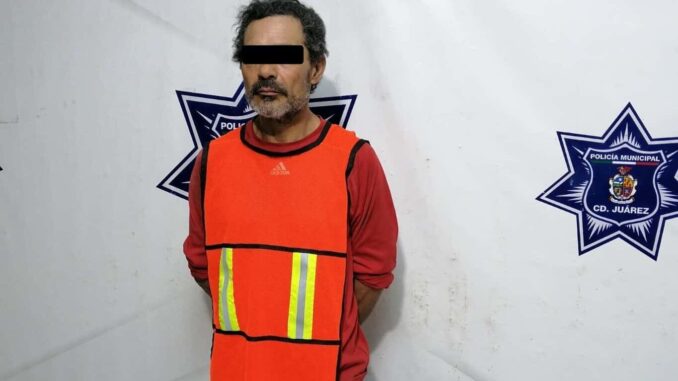 arrestan-a-hombre-con-arma-de-fuego-en-la-colonia-santa-rosa.jpg Arrestan a hombre con arma de fuego en la colonia Santa Rosa