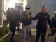Detienen al ‘Che Che’ al salir del Hospital Balbuena; familiares intentaron rescatarlo