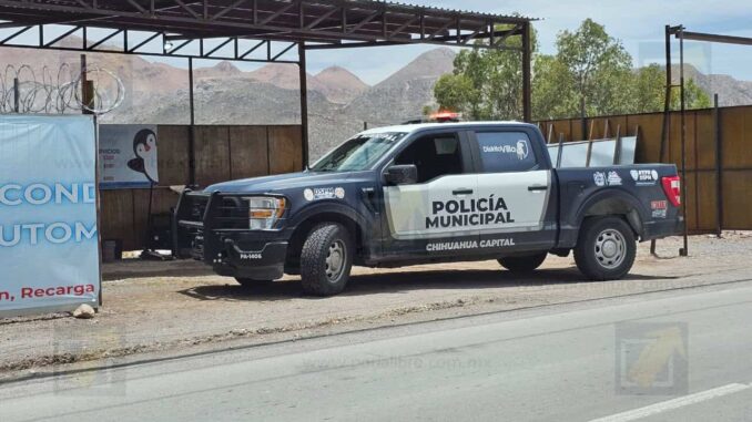 roban-dos-comercios-contiguos-en-la-colonia-quintas-carolinas.jpeg Roban dos comercios contiguos en la colonia Quintas Carolinas