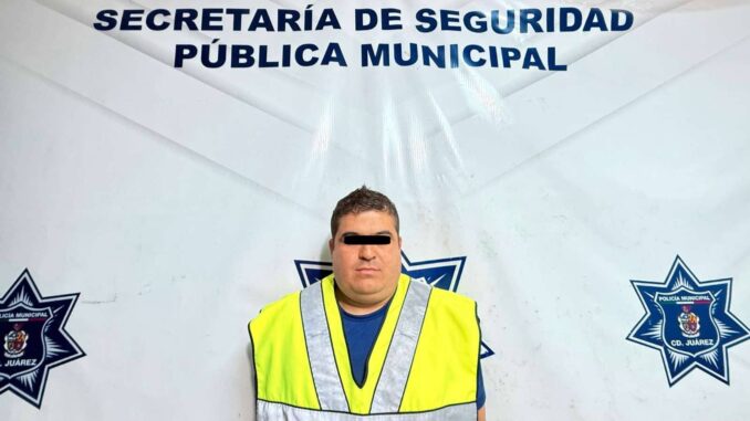 arrestan-a-conductor-armado-tras-conducir-a-exceso-de-velocidad-en-parajes-del-sur.jpeg Arrestan a conductor armado tras conducir a exceso de velocidad en Parajes del Sur