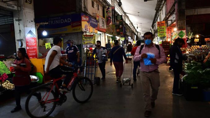 en-mexico-casi-40-millones-de-personas-tienen-trabajo-aunque-sin-condiciones-dignas-ong.jpg En México casi 40 millones de personas tienen trabajo aunque sin condiciones dignas: ONG