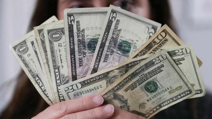 remesas-a-mexico-caen-un-4-6-en-mayo-revela-banxico.jpg Remesas a México caen un 4.6 % en mayo, revela Banxico