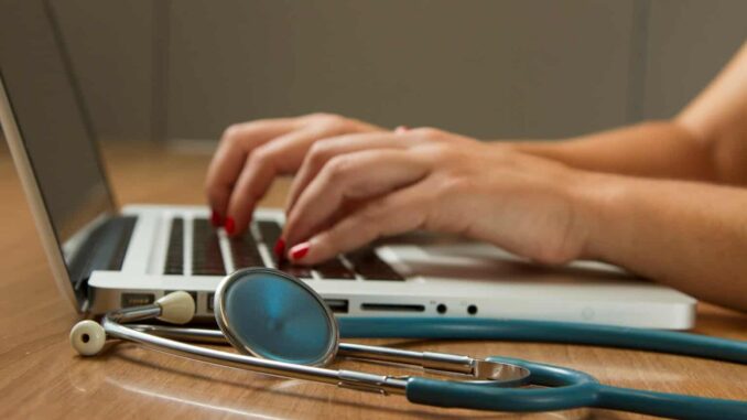 Expediente digital de salud para alumnos de primaria ya está disponible, ¿cómo descargarlo?