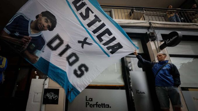 conforman-nuevo-tribunal-para-juicio-por-muerte-de-maradona-tras-baja-de-un-juez.jpg Conforman nuevo tribunal para juicio por muerte de Maradona tras baja de un juez