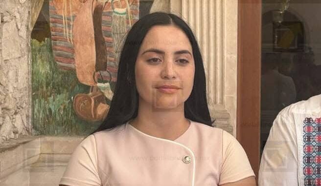 asiste-a-reunion-en-palacio-alcaldesa-de-guadalupe-y-calvo-niega-desaparicion.jpeg Asiste a reunión en palacio alcaldesa de Guadalupe y Calvo, niega desaparición