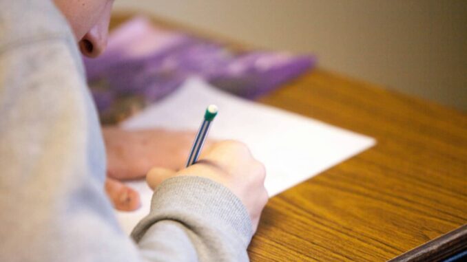 que-hacer-si-no-me-quede-en-la-unam-asi-puedes-realizar-la-revision-de-tu-examen-de-licenciatura.jpg ¿Qué hacer si no me quede en la UNAM? Así puedes realizar la revisión de tu examen de licenciatura