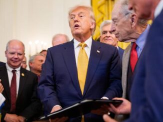 Trump ordena divulgar el testimonio del gran jurado que acusó formalmente a Epstein