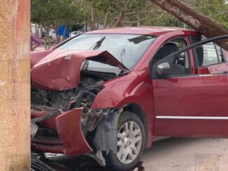 Choque y convulsiones provocan caos en la colonia 2 de Junio