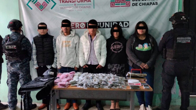 detienen-en-chiapas-a-5-presuntos-miembros-del-cjng.jpg Detienen en Chiapas a 5 presuntos miembros del CJNG