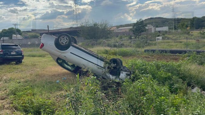 vuelca-adulto-mayor-en-carretera-cuauhtemoc-sobrevive-con-lesiones-leves.jpeg Vuelca adulto mayor en carretera Cuauhtémoc; sobrevive con lesiones leves