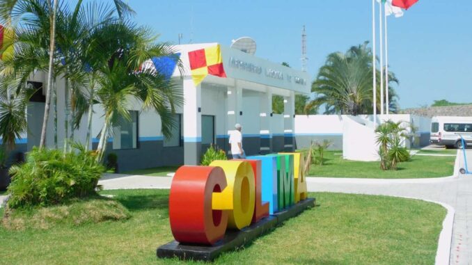 dan-banderazo-a-obras-en-el-aeropuerto-nacional-de-colima-a-cargo-de-semar.jpeg Dan banderazo a obras en el Aeropuerto Nacional de Colima, a cargo de Semar