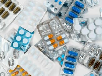 Gobierno anuncia inversiones por 12 mil mdp en sector farmacéutico