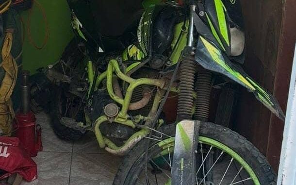 asegura-aei-en-tierra-nueva-motocicleta-con-reporte-de-robo-en-bachiniva.jpeg Asegura AEI en Tierra Nueva motocicleta con reporte de robo en Bachíniva