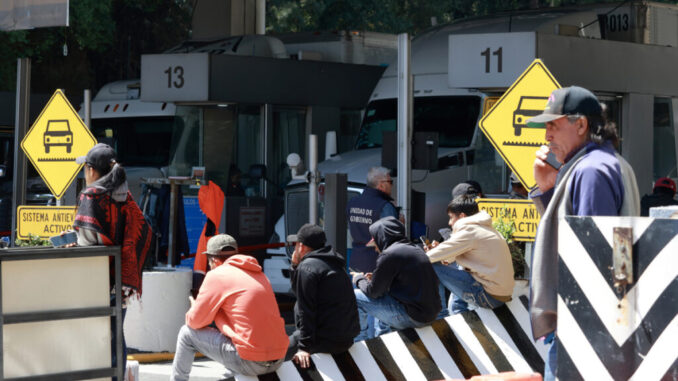 bloqueos-agravan-riesgos-para-operadores-y-mercancias-advierte-la-canacar-3-1024x683.jpg